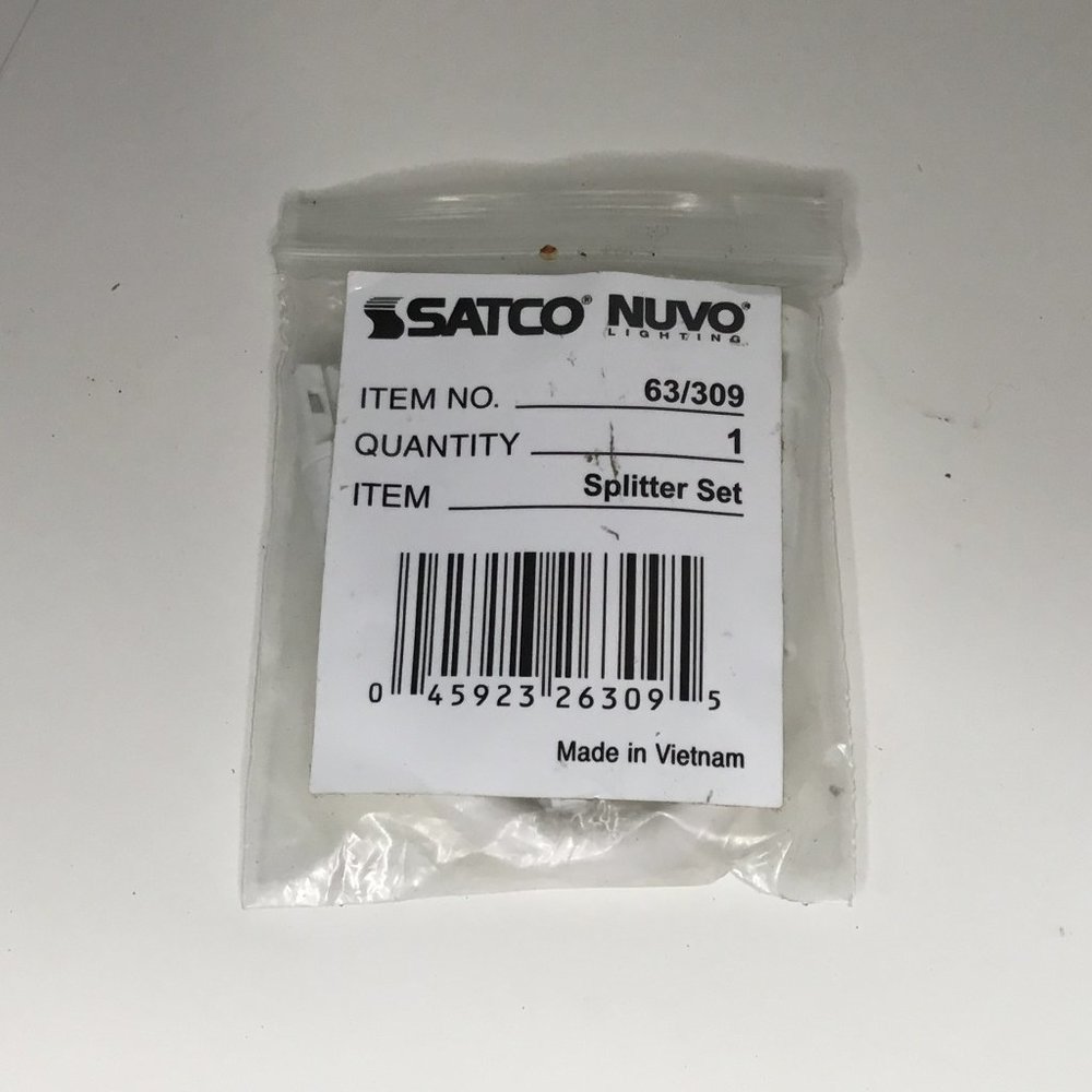 Satco Nuvo Thread Undercabinet LED Lighting Splitter Connecting Cable White NIB